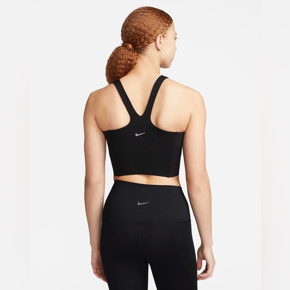 NIKE Women's Yoga Dri-FIT Luxe Cropped Tank Top - Picture 4 of 8